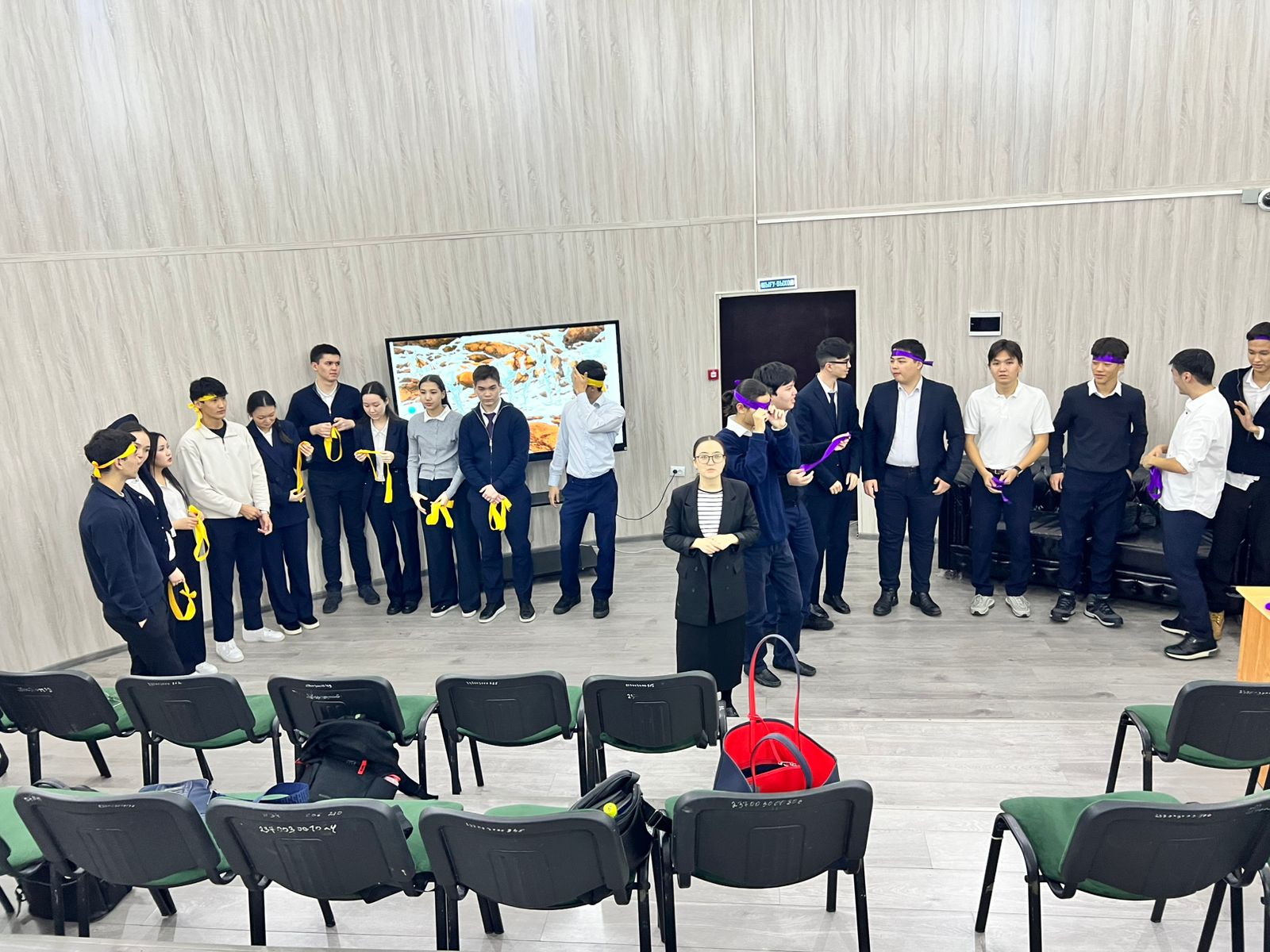 11-сынып оқушыларымен жүргізілген тренинг